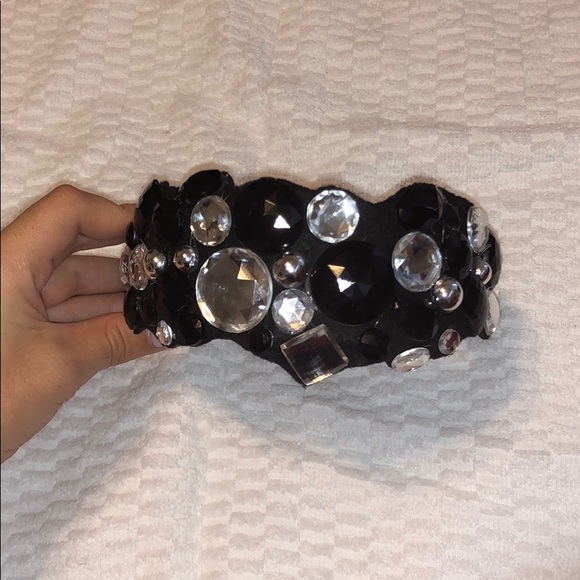 Headband - Picture 2 of 2